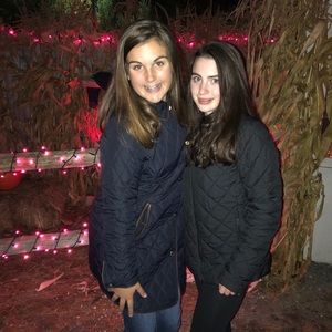 Meet your Posher, Leah